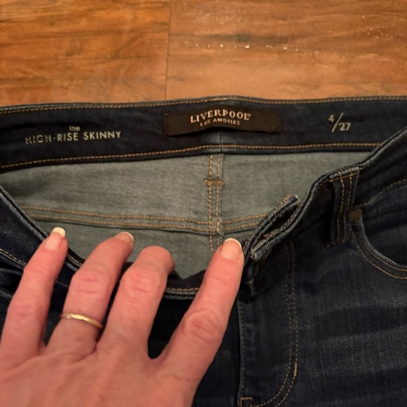 Liverpool Skinny Jeans Size 4/27 - Picture 6 of 10